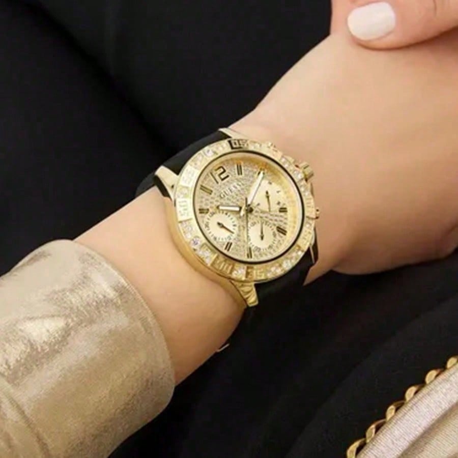 

Guess Ladies Quartz Watch - Crystal-Encrusted Gold Recycled Steel | Day/Date 24H 50m Water Resist Gift GW0772L5