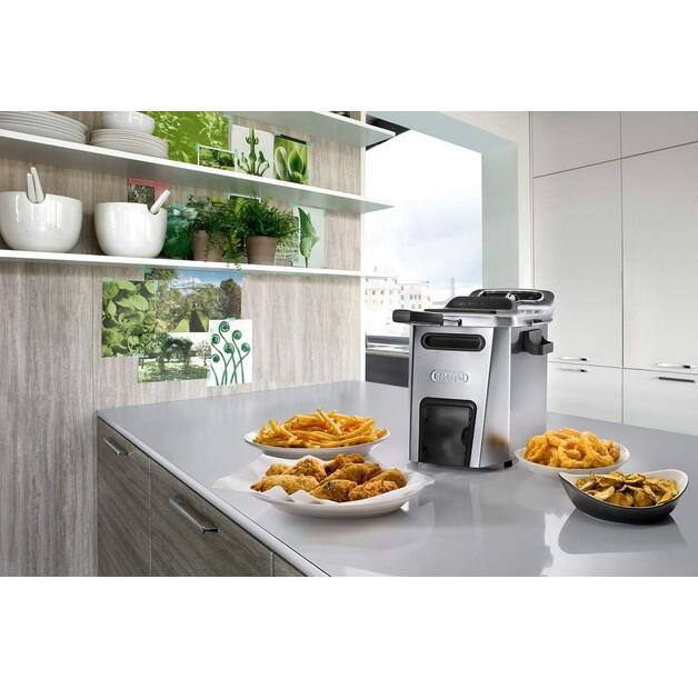 DeLonghi F44532CZ Deep Fryer