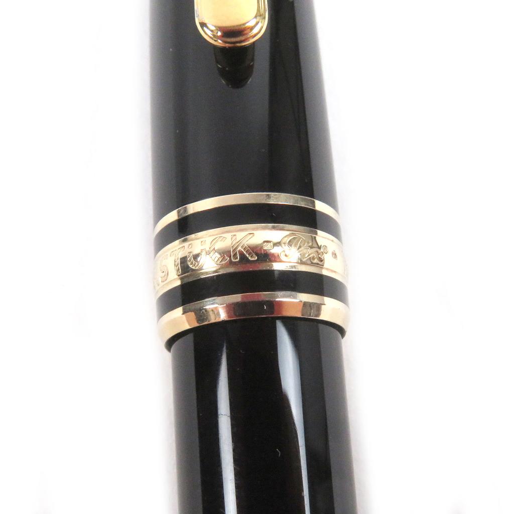 Very Good MONTBLANC Ballpoint pen Meisterstück Classic Twist type black Used