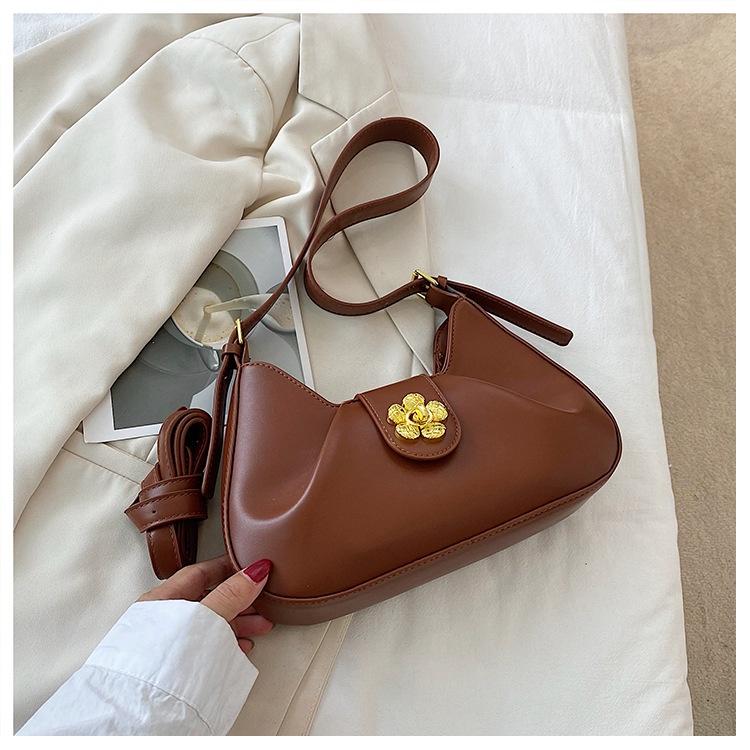 IELGY pleated underarm commuter bag, shoulder crossbody flower lock baguette bag