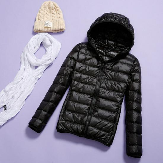 2025 Women's Hooded Lightweight Slim-Fit Down Jacket