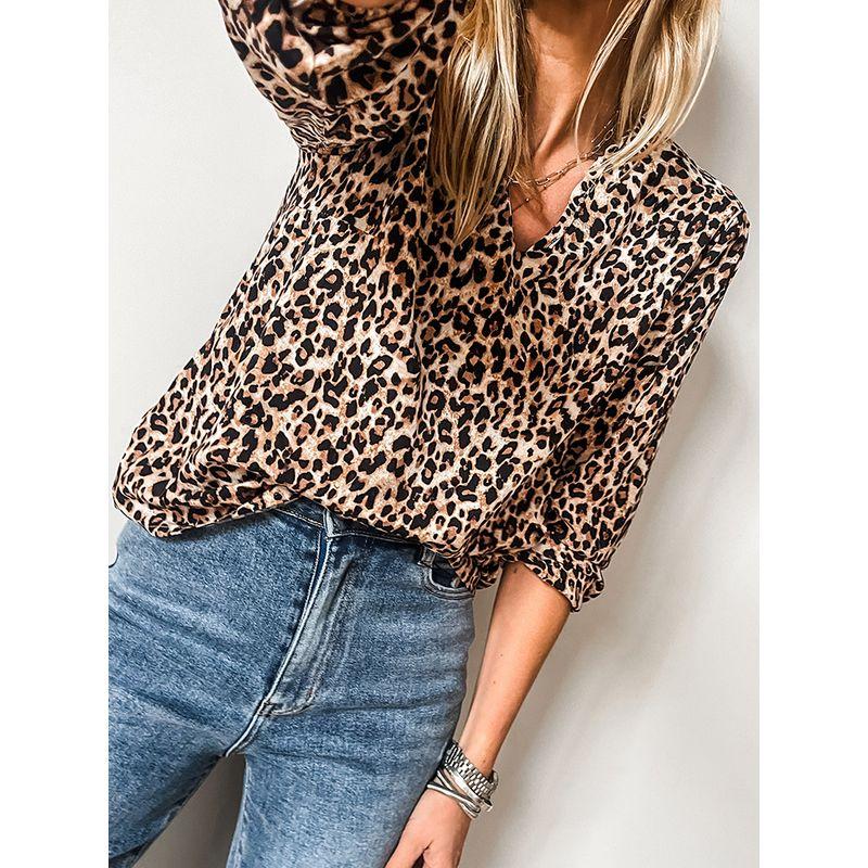 American Shiying Retro All-Match V neck pullover Women 2025 Summer New Leopard Print Print Half Sleeve T-shirt Women