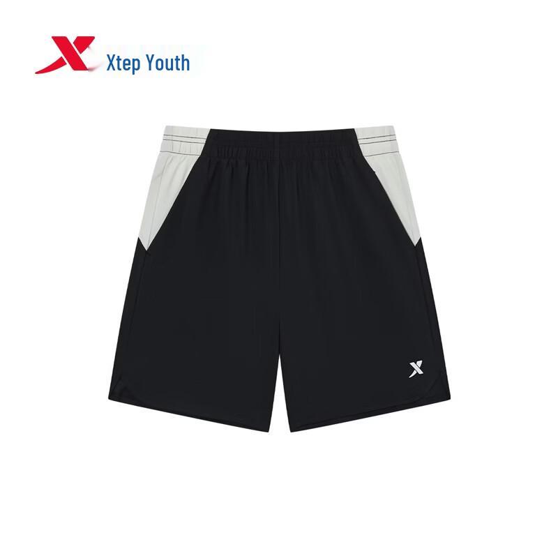 

Xtep Boys Summer Training Lightweight Running Shorts with Side Slits 140