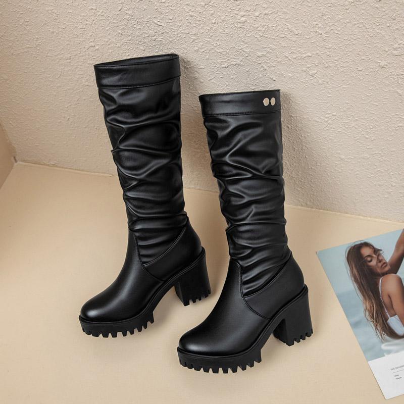 Q/Dames høyhælte mellomlange støvler, høst og vinter nye ensfargede overdimensjonerte motorsykkelstøvler
