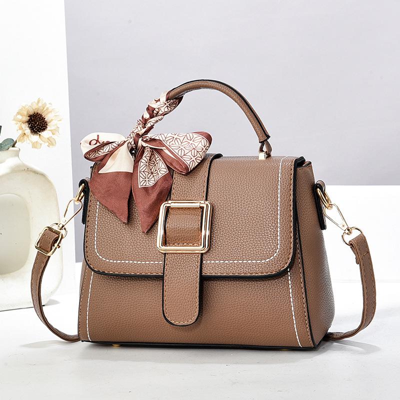 

Женская сумка женская 2025 новая высококлассная модная ретро универсальная на плечо сумка-мессенджер маленькая квадратная сумка женская сумка