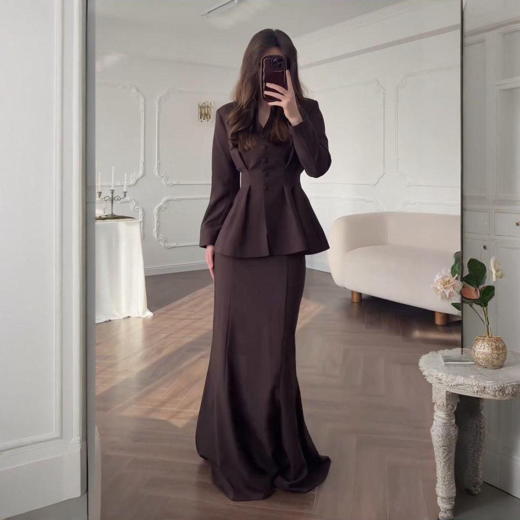 Autumn/Winter 2025 European & American Slim Cardigan and Midi Skirt Set