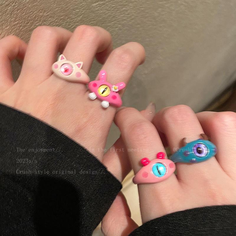 Charming One-Eyed Monster Ring: Playful and Unique Open Ring Design for Women