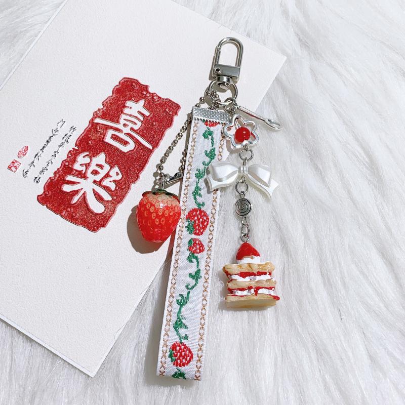 

Cute Strawberry Cake Short Mobile Phone Lanyard Bag Pendant For Women Versatile Keychain Backpack Decoration Gifts
