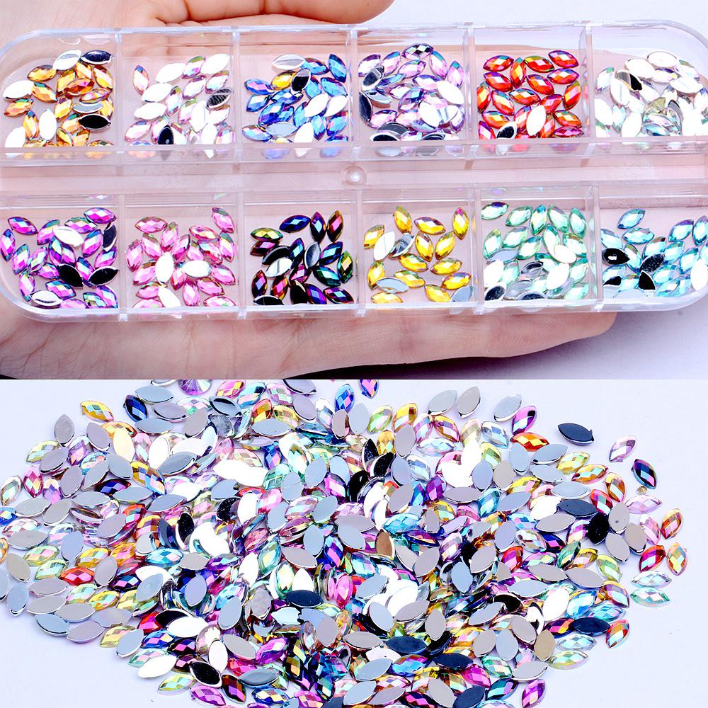 12-barevné 3x6mm Malé akrylové diamanty kočičí oko pro dekoraci nehtů a očního make-upu