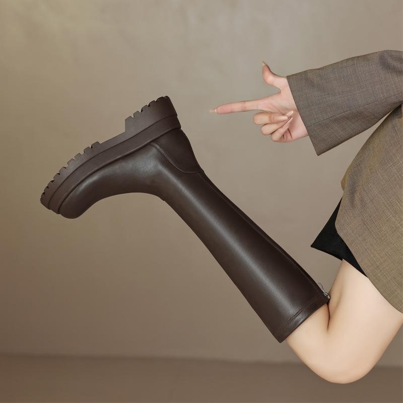 

Маленькие новые ботинки на толстой подошве, высокие эластичные тонкие ботинки, ботинки-маффины с круглым носком и ботинки-рыцари, бархатные ботинки для женщин 40 коричневый