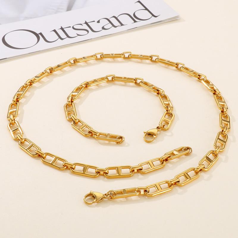 Trendy Stainless Steel Figaro Chain Bracelet & Necklace Set - Simple, Versatile Jewelry Accessory