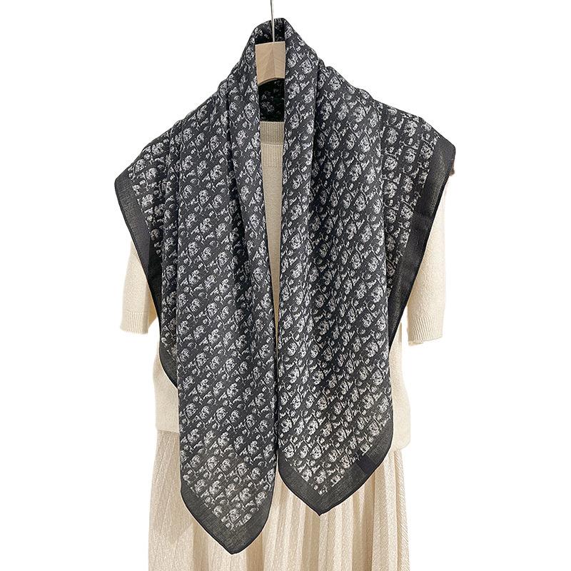 European and American Retro Classic Simple and Fashionable Feeling  Herringbone Printed Square Scarf with High-end Feeling