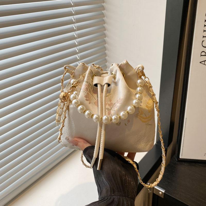 Hand Carry Pearl Bucket Bag Women's Summer New Embroidered Shoulder Bag Niche Simple High-end Messenger Bag