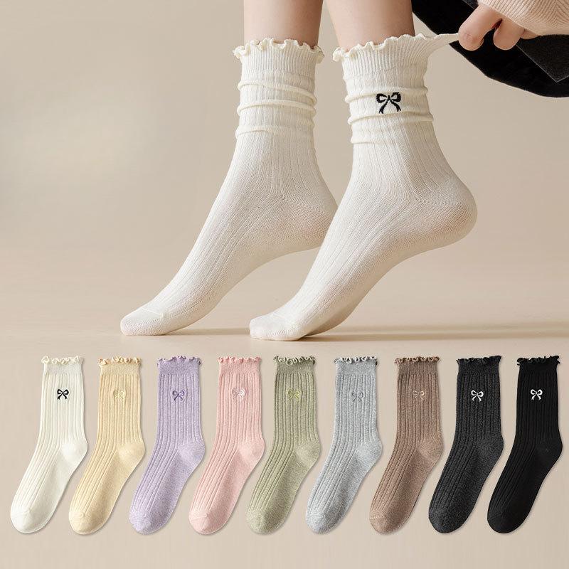 Ladies Spring and Autumn Thin Wooden Ear Embroidered Bow In The Tube Pile Pile Cotton Socks