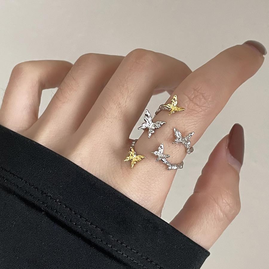 

Butterfly Gothic Beautiful Ring For Women Crafted From Copper With Stunning White Agate J5660