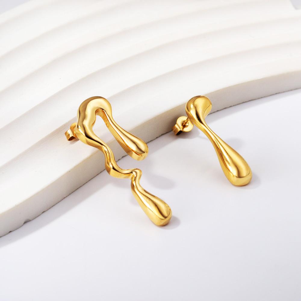 Fashion stud earrings Atmospheric high-end sense niche hip-hop special-shaped irregular cold wind stainless steel stud earrings
