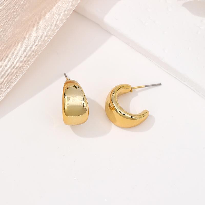 Fashion Geometric Stud Earrings Light Luxury Earrings Niche Design Gold Stud Earrings Premium Earrings