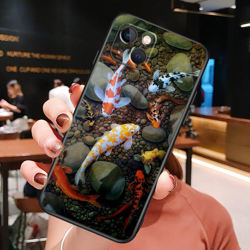 

Koi Fish Carp Phone Case For iPhone 16 Pro Max 15 14 12 11 13 Pro Max Plus 12 13 Mini XR 16e Funda Silione Cover iPhone 14 Pro