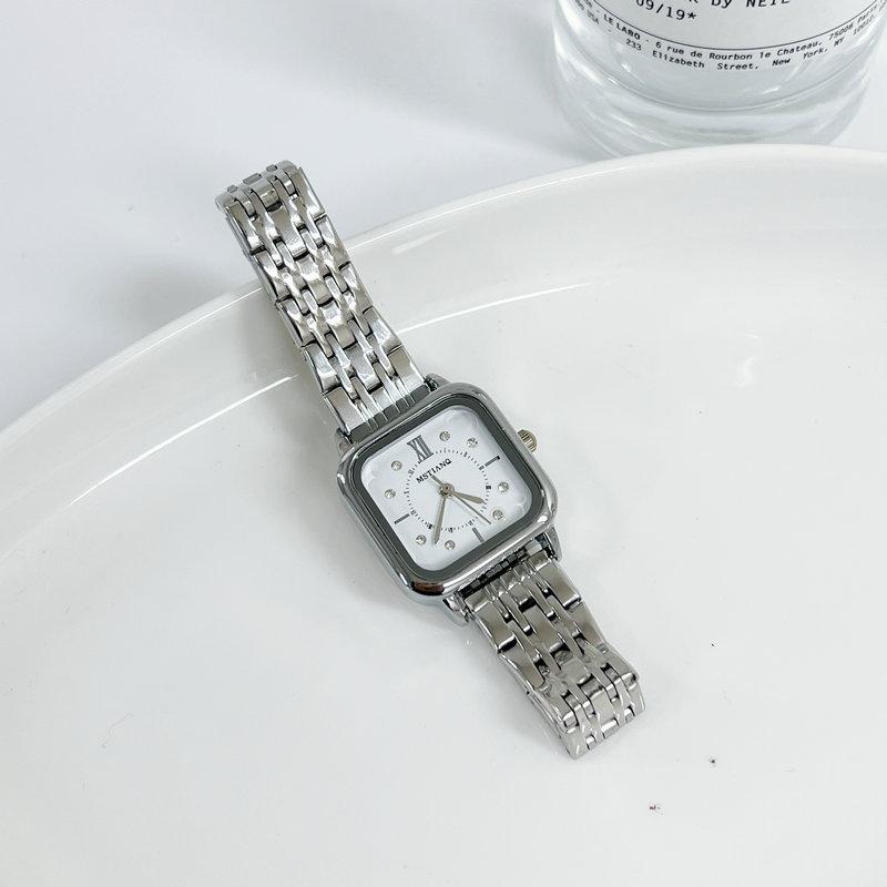 Watch Women'S Retro Steel Belt Watch Light Luxury Temperament High Value Watch Women'S Exquisite And Versatile Women'S Watch