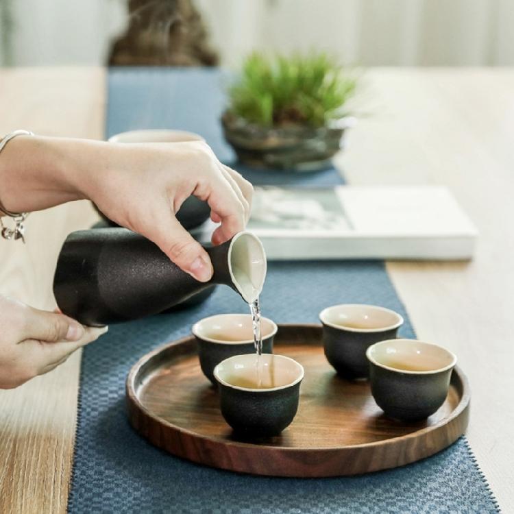 Japanese Drinking Set Contains Heat Resistant Sake Carafe Bottle 4 Cups Warmer Candle Stove Birthday Housewarmings Gift