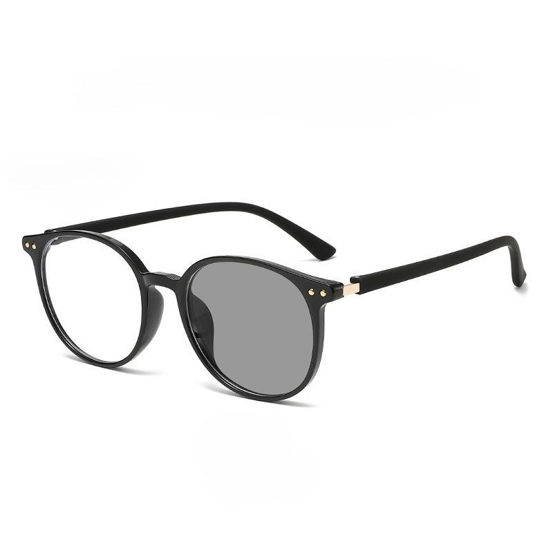 

Advanced Photochromic Presbyopia Glasses for Women Men High Quality Personality Versatile Eye Protection Eyeglasses 0 To +4.0 0