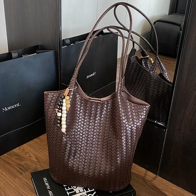 Bolsa grande com padrão trançado de outono feminina 2025 nova moda retrô bolsa de ombro sob o braço grande capacidade bolsa de ombro para o dia a dia