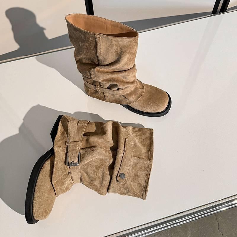 Autumn and Winter Women's Leather Boots Solid Color Medium Heel Round Head Versatile Large Size Women's Boots New Leather Big Tube Circumference High