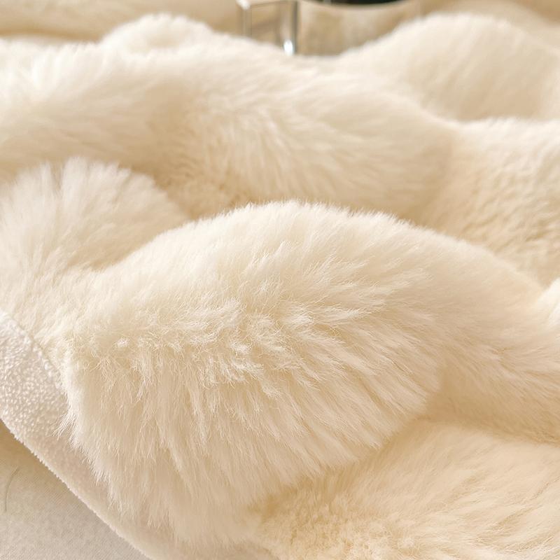 Rabbit Plush Pillowcase 48x74cm 2 Pcs Soft Warm Fluffy Long Hair Pillow Cover Decorative Pillow Sham for Beds