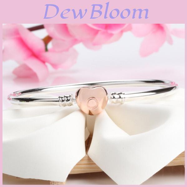 Premium Quality Heart Bracelet Bangle For Women With Timeless Design And Superior Craftsmanship