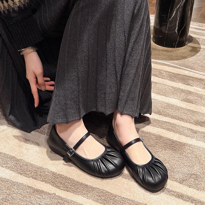 

Весенние плиссированные туфли Мэри Джейн в корейском стиле - Круглый носок, Широкая посадка, Женская обувь больших размеров 36 чёрный