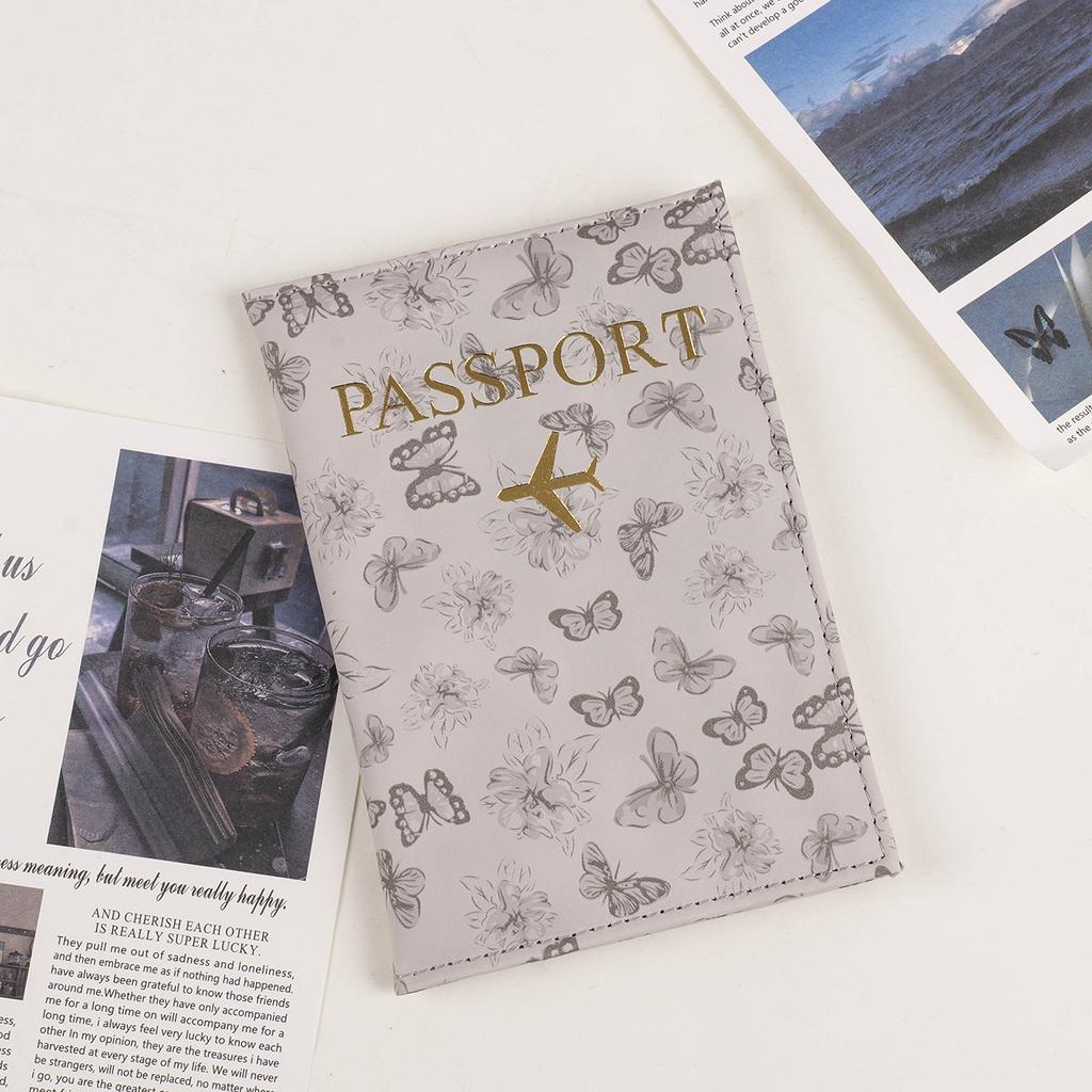 New Travel Passport Holder Cover Case for Women Men PU Leather Card Ticket Passport Covers Holder Protective Accessories