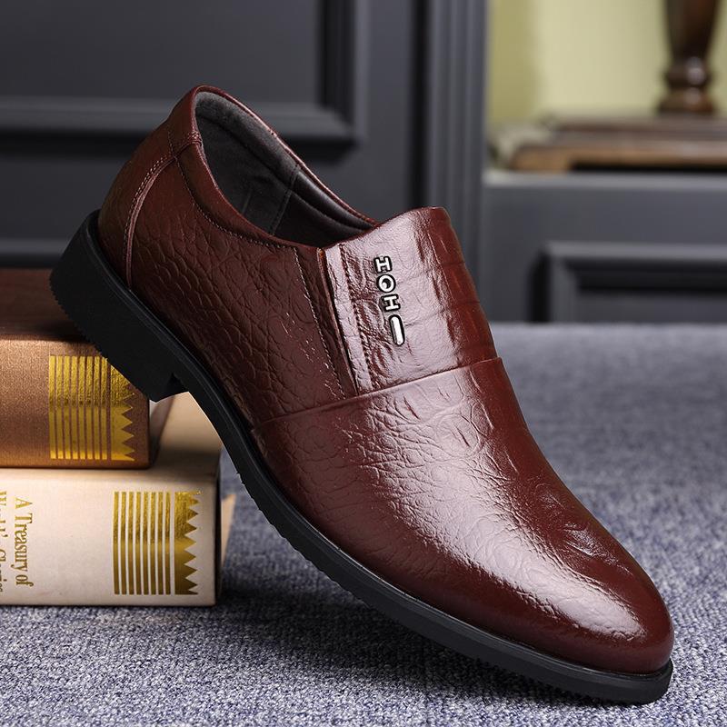 

Men s shoes four seasons crocodile pattern leather shoes men s trendy men s business dress cowhide casual shoes 44