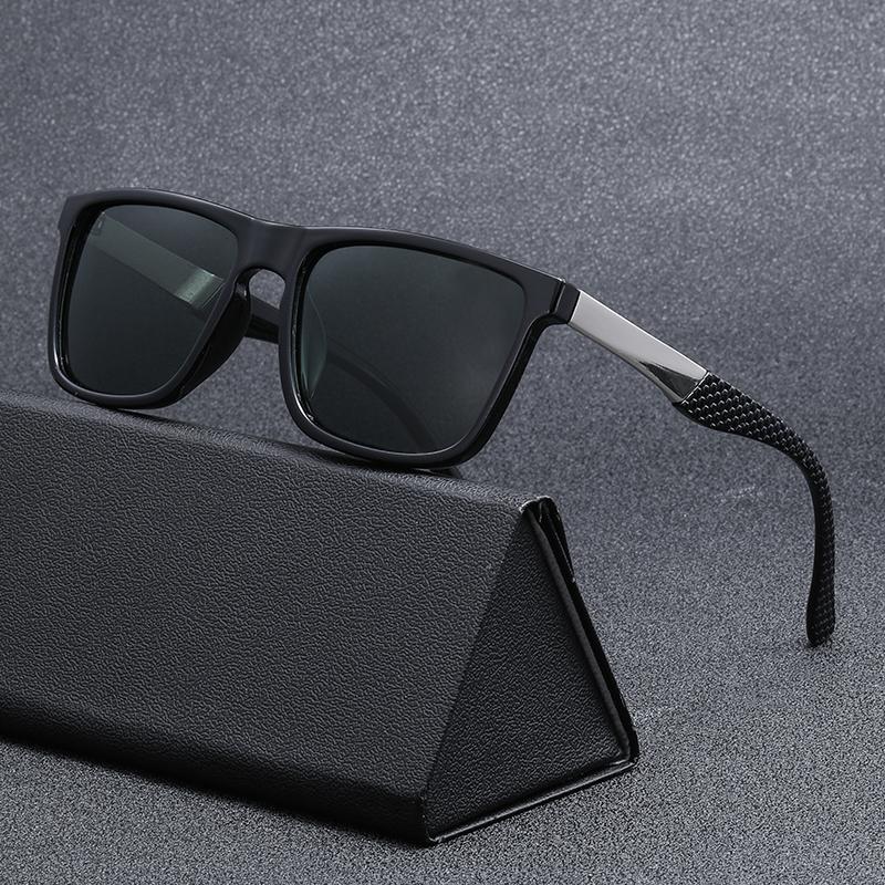Fashion Polarized Sunglasses Men Classic Outdoor Driving Sun Glasses For Women Male Polaroid Sunglasses Decoration Eyewear Uv400