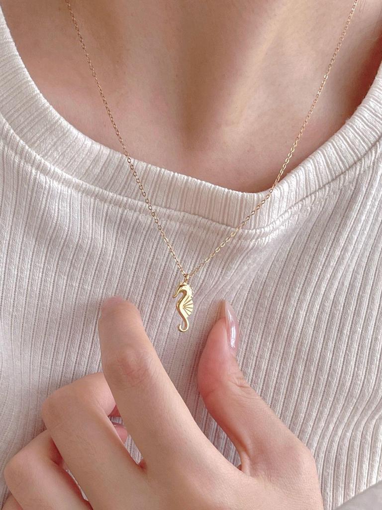Korean White Copper Plated Seahorse Clavicle Chain Necklace