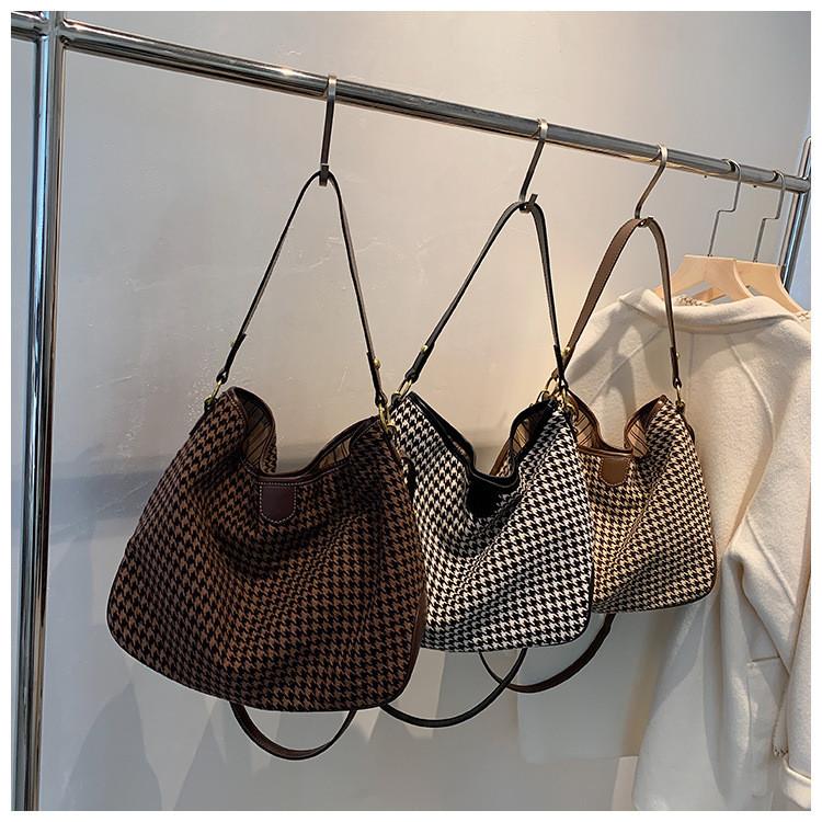 Ielgy Large Capacity Houndstooth Ladies Bucket Bag Commuter Shoulder Messenger Tote Bag