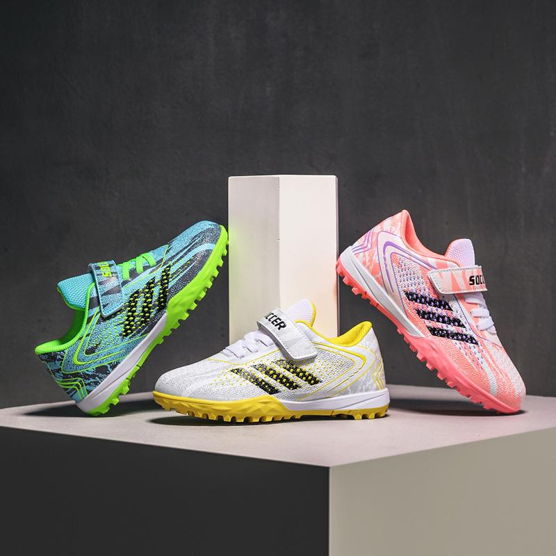 2025 new Velcro football shoes boys teenagers students broken nails lawn training ground sports shoes
