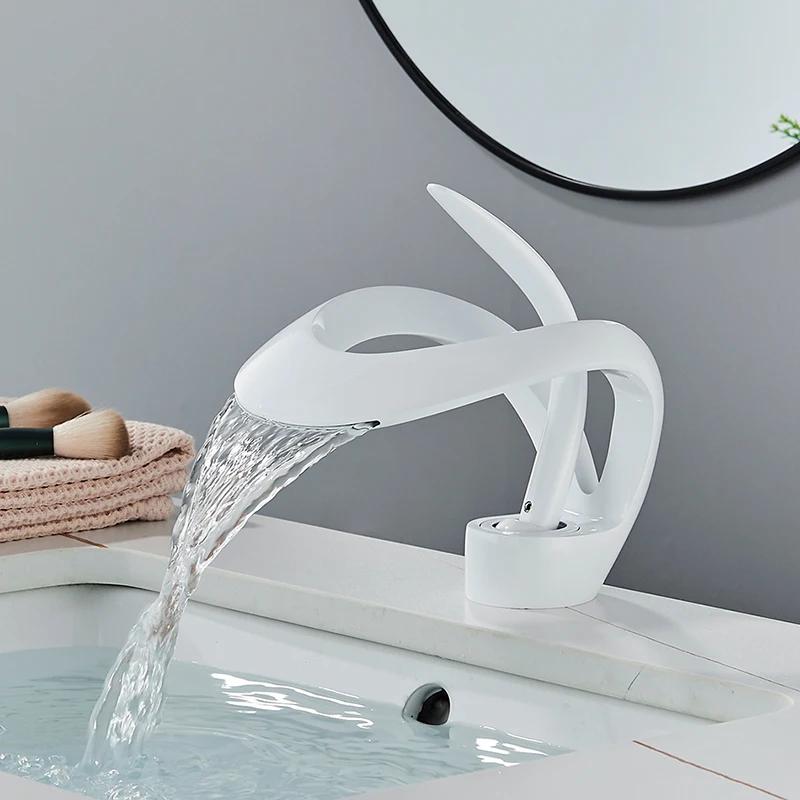 Uythner Luxury Creative Waterfall Basin Faucet Single Handle Deck Mount Basin Tap Black Brass Bath Hot Cold Water Vanity Tap