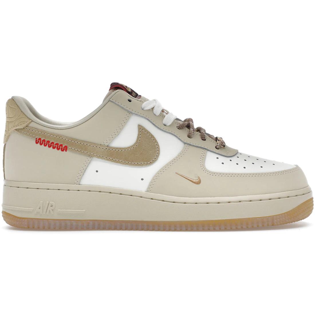 

Кроссовки Nike Air Force 1 Low Год Змеи (Женский)(HV5990-172) 35.5