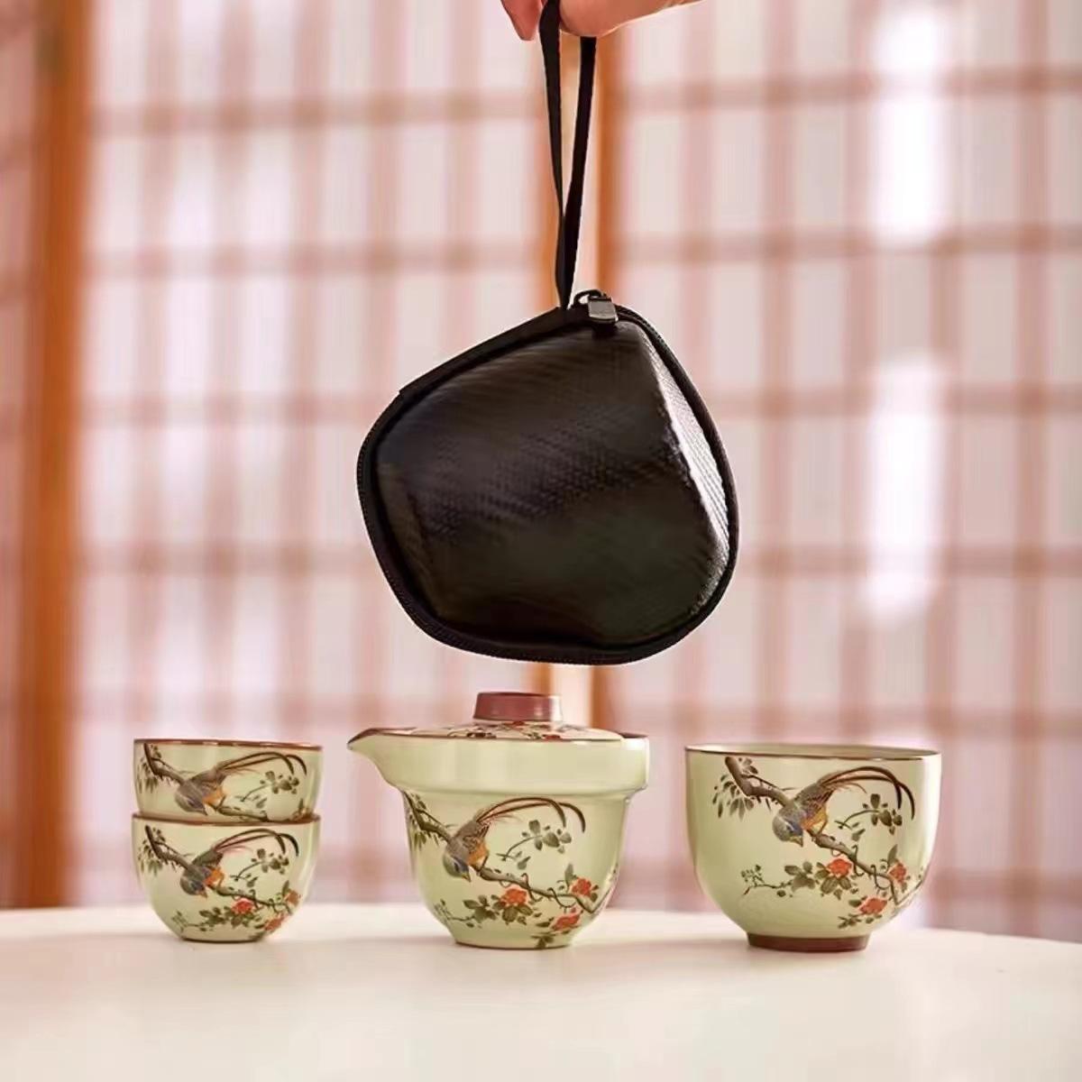 

Beige Ru Kiln Travel Tea Set Kit Retro Set of Cups 1 Pot 3 Cups Tea Maker Organizer Portable Camping Handbag Accessories Craft