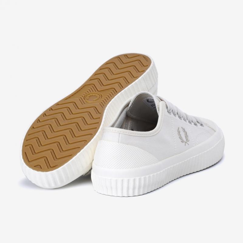 Fred Perry Unisex Sneakers Canvas Hughes Low Sfpu2414365 V75