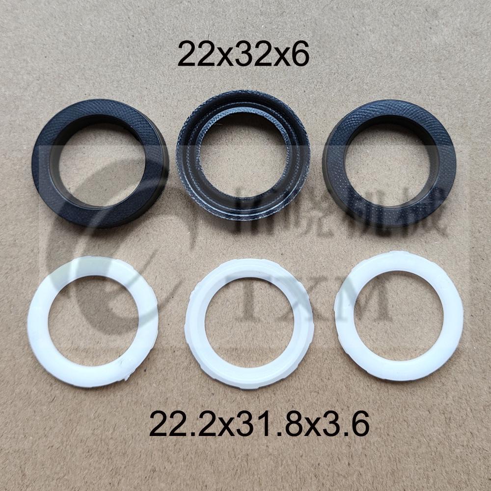 Kit di sigillatura e riparazione per idropulitrice ad altissima pressione: Testa Pompa, Morsetto, Panno, Stantuffo in Gomma e Paraolio