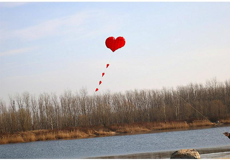 Weifang Red Heart Love Kite - Soft Body Adult Cross-Border Kite