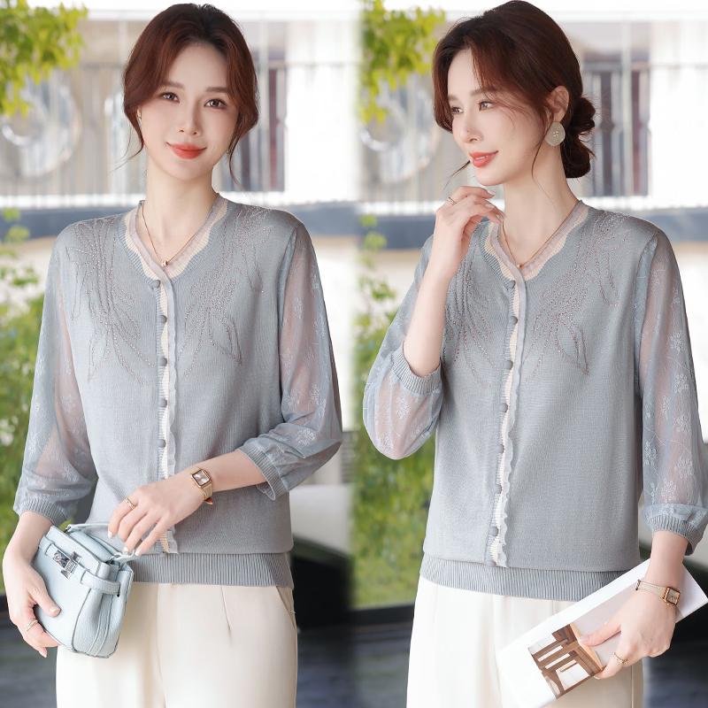 

Elegant Women s Knitted Sweater M