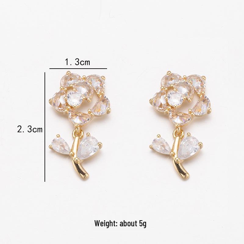 

Серьги-кисточки в виде свежих роз с циркониевыми деталями и серебряной иглой s925 - Пусеты в корейском стиле для девочек