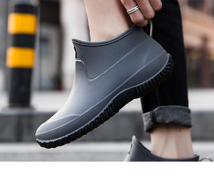 Damen wasserdichte rutschfeste gefütterte niedrig geschnittene Regenstiefel im koreanischen Stil - Modische warme Outdoor-Bekleidung