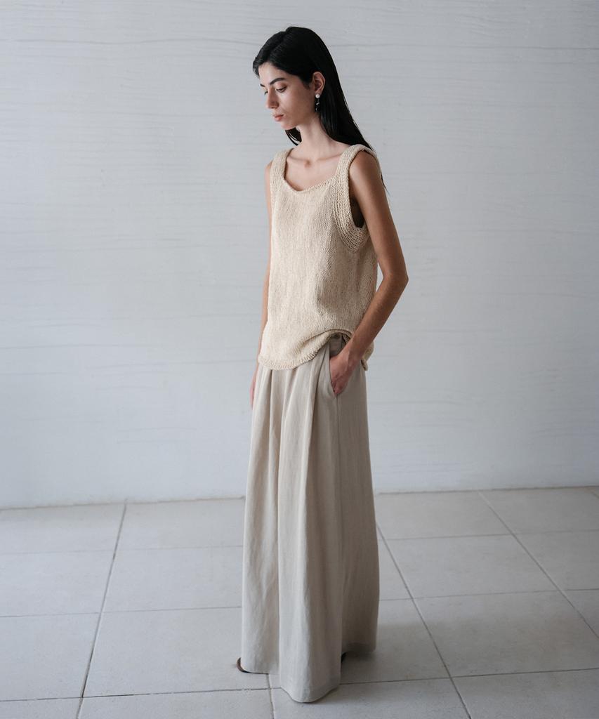 Beullaengkeulumumeon Ebony Skirt_Oat