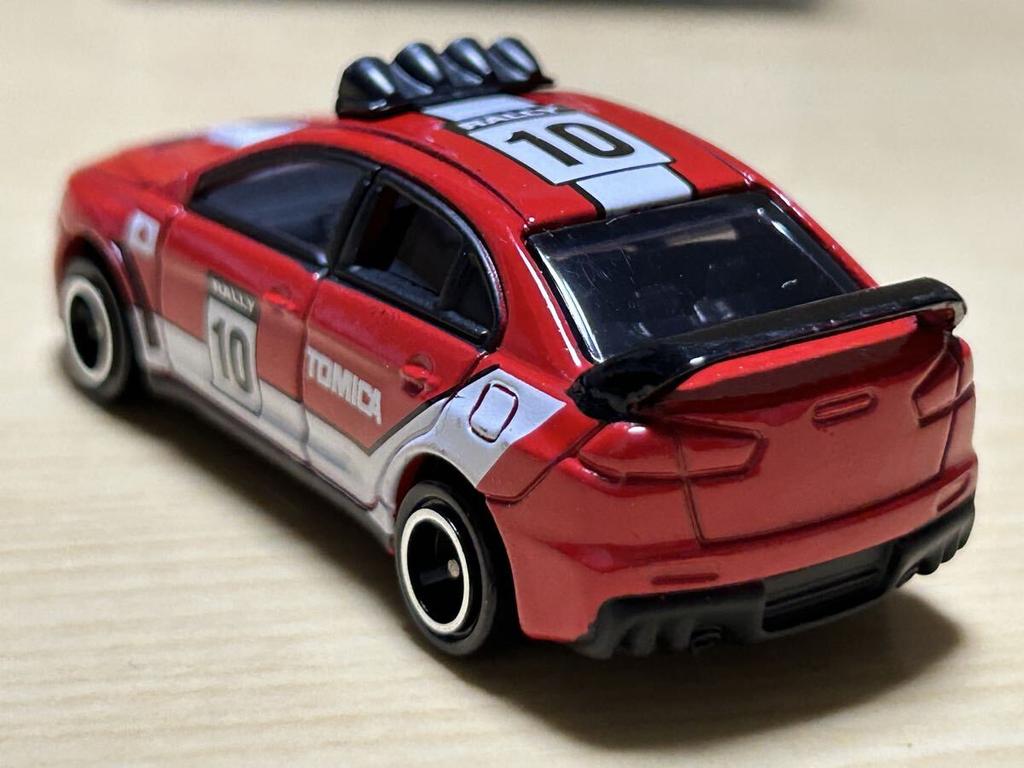 Tomica Mitsubishi Lancer Evolution X