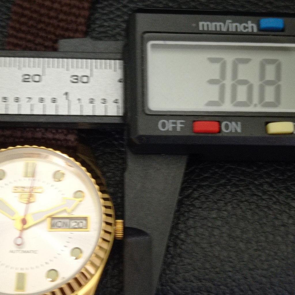 REFURBISHED VINTAGE SEIKO 5 AUTOMATIC JAPAN MENS SILVER DIAL WATCH a434412-2 R120-a434412