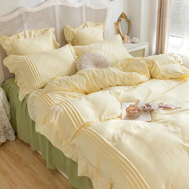 

Bedding Set Four-piece Set Cream Yellow Princess Style Skin-friendly, Breathable and Comfortable Washed Sheets Quilt Covers Pillowcases. 1.2m bed