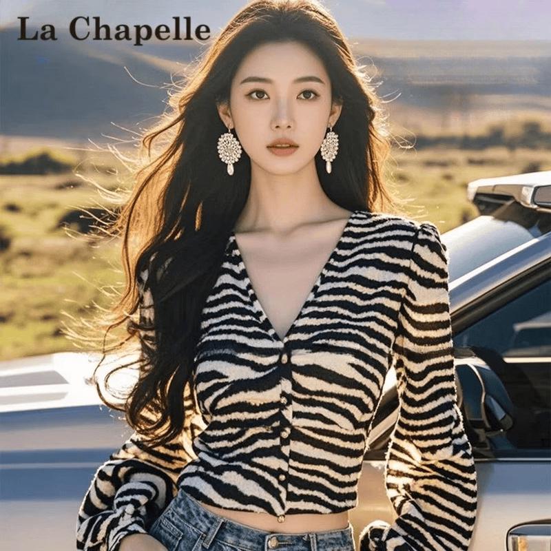 La Chapelle Women s Printed V-Neck Ruffle Sleeve Blouse L